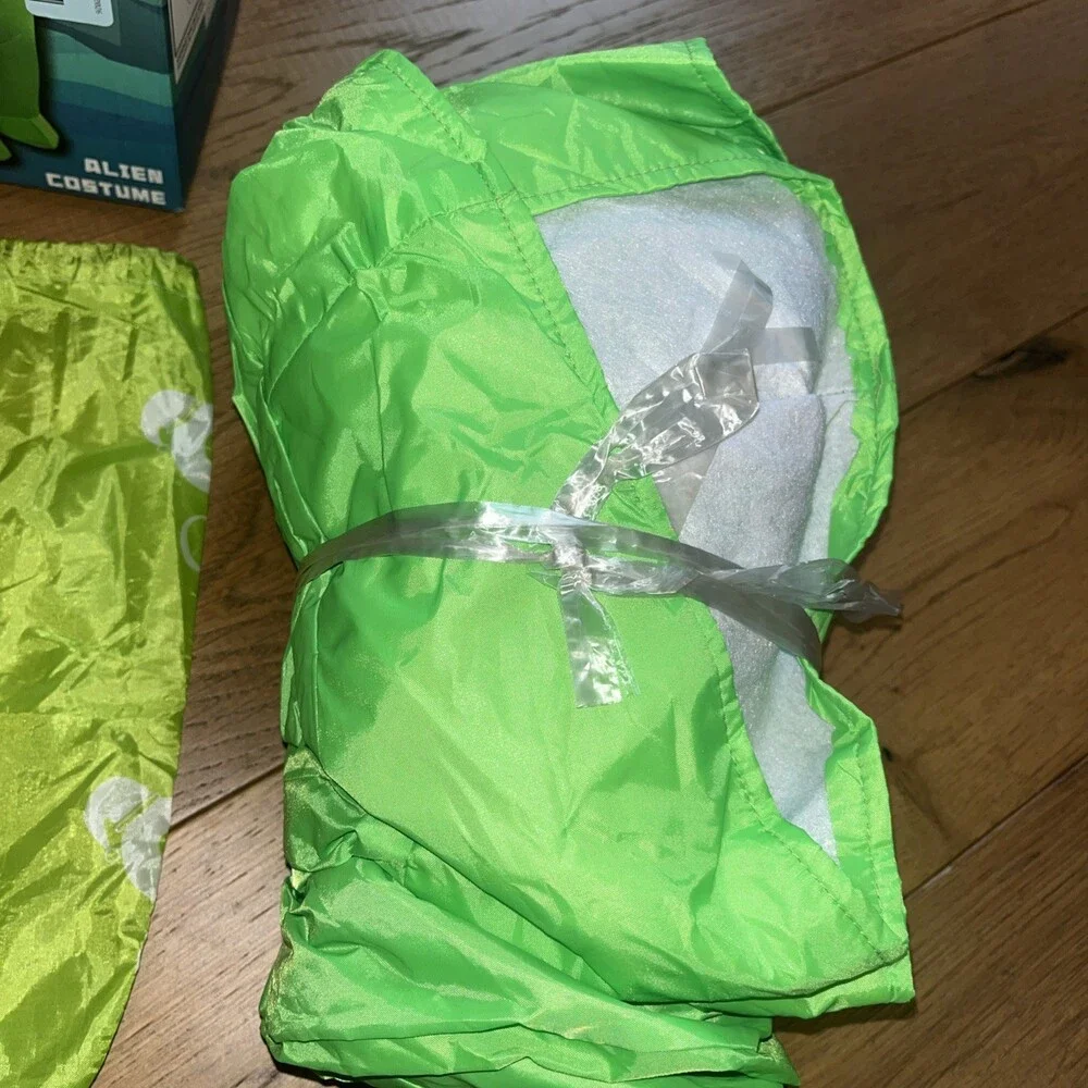Comin Inc 55 costume